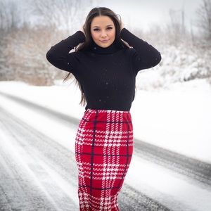 Plaid pencil skirt